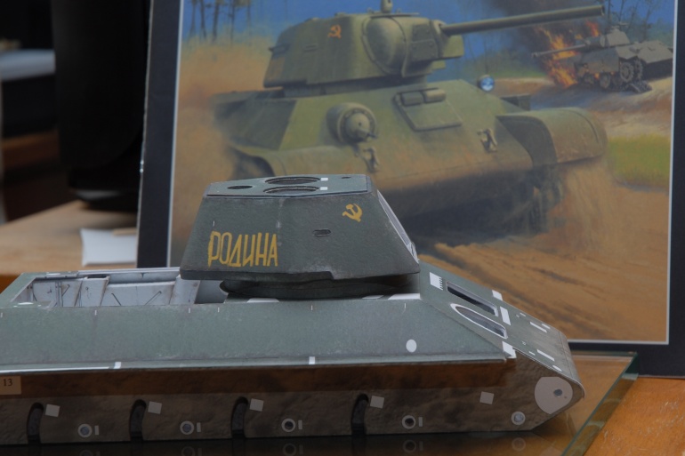 T-34/76 (Plná velikost v novém okně) T-34/76