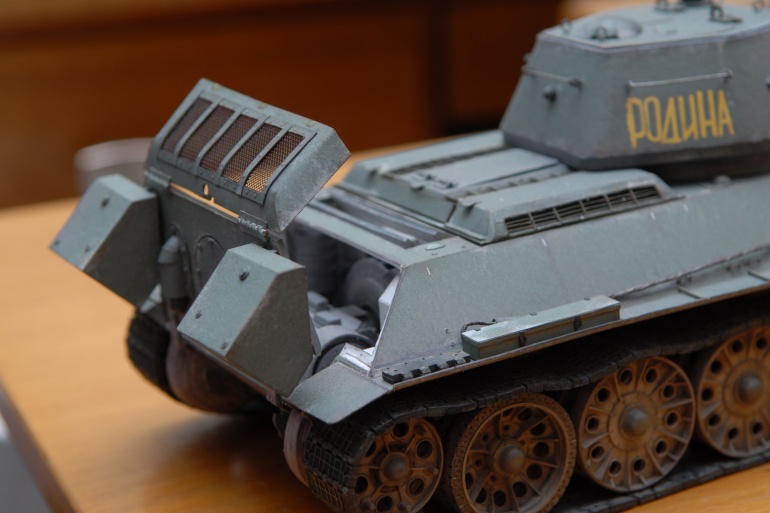 T-34/76 (Plná velikost v novém okně) T-34/76