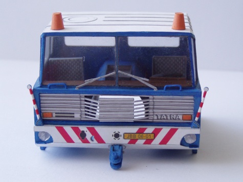 T 813 TP 4x4 T 813 TP 4x4