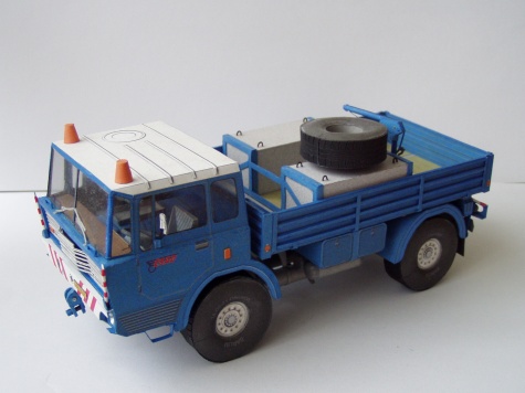 T 813 TP 4x4 T 813 TP 4x4