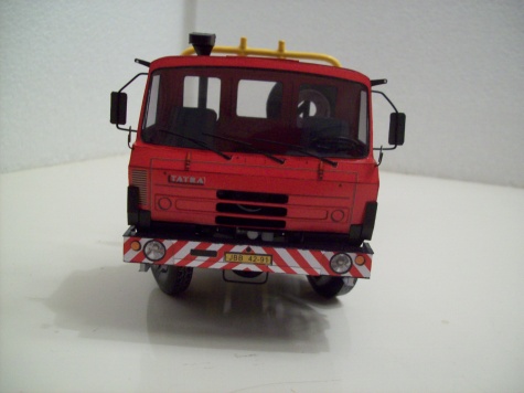 T 815 UDS 114 T 815 UDS 114