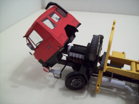 T 815 UDS 114 T 815 UDS 114