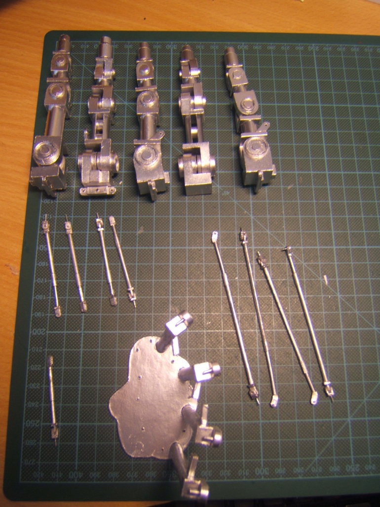T2 Endoskeleton hand (Plná velikost v novém okně) T2 Endoskeleton hand