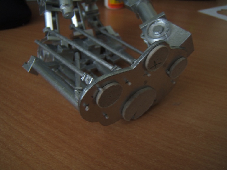 T2 Endoskeleton hand (Plná velikost v novém okně) T2 Endoskeleton hand
