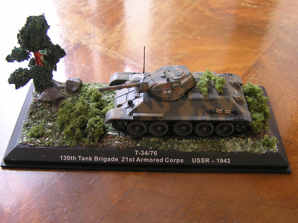 T34/76, Východná fronta, SSSR 1942 (Plná velikost v novém okně) T34/76, Východná fronta, SSSR 1942