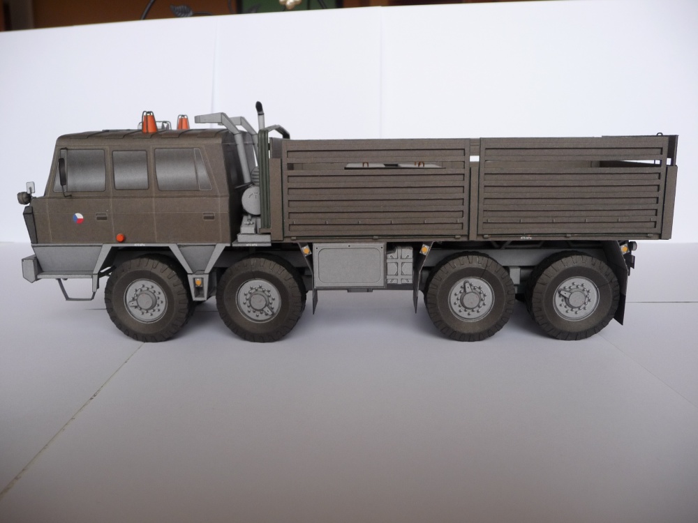 T815 VT 26 265 8x8.1R (Plná velikost v novém okně) T815 VT 26 265 8x8.1R