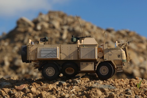 T 815 ER45 4x4.1 SOT
