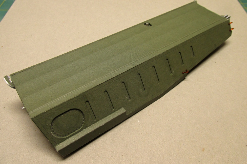 T 815 PMS + PMS-1 (Plná velikost v novém okně) T 815 PMS + PMS-1