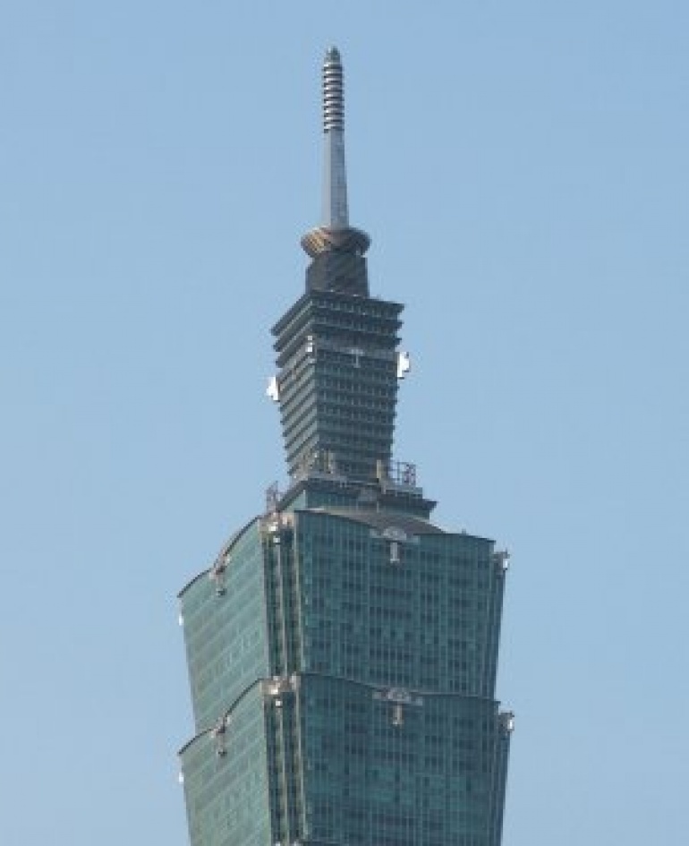 Taipei 101 (Pln� velikost v nov�m okn�) Taipei 101