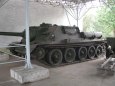 Tankov� den Le�any
