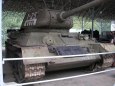 Tankov� den Le�any