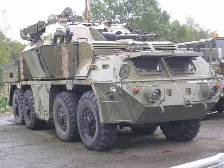 Tankov� den Le�any