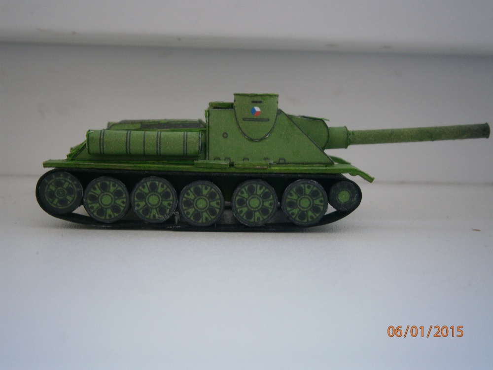 Tank SU-100 alebo SD-100 (Pln� velikost v nov�m okn�) Tank SU-100 alebo SD-100