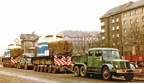 TATRA 141 ŽLUTÁ TATRA 141 ŽLUTÁ