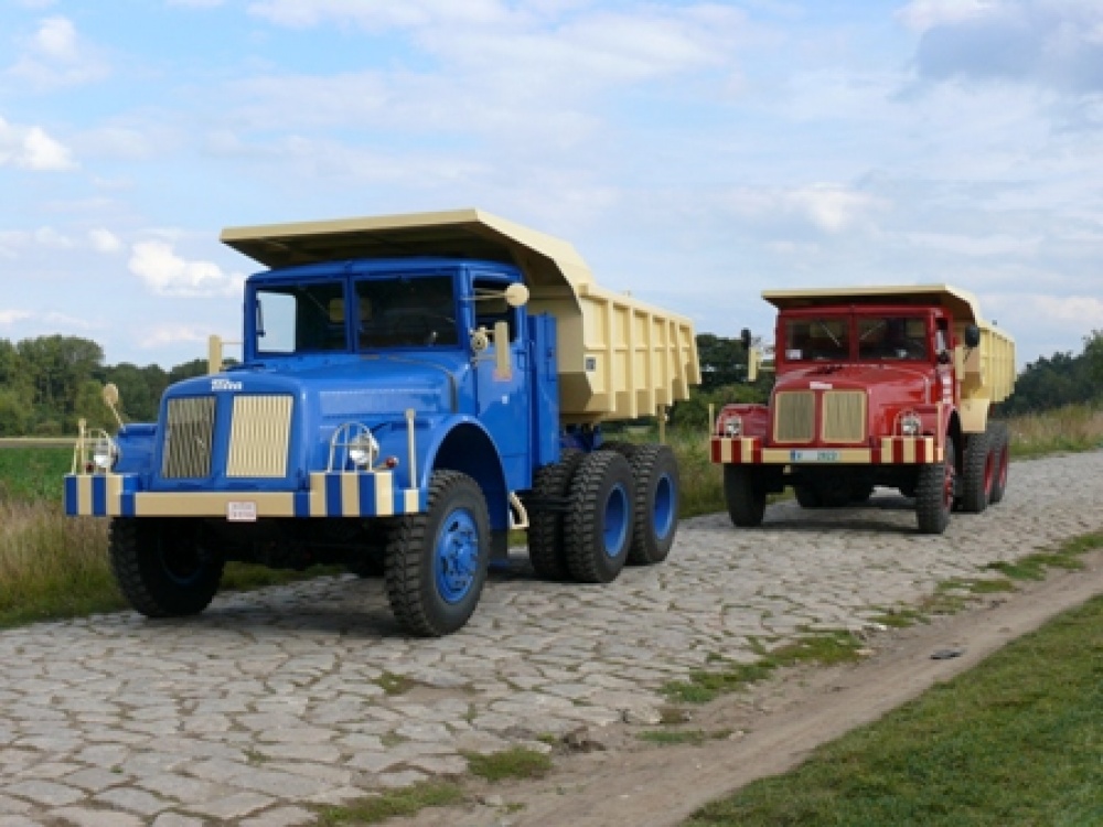 Tatra 147 DC-5 (Plná velikost v novém okně) Tatra 147 DC-5