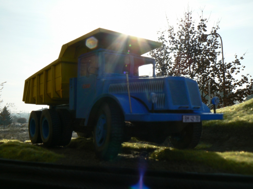 TATRA 147 Dc5 (Plná velikost v novém okně) TATRA 147 Dc5