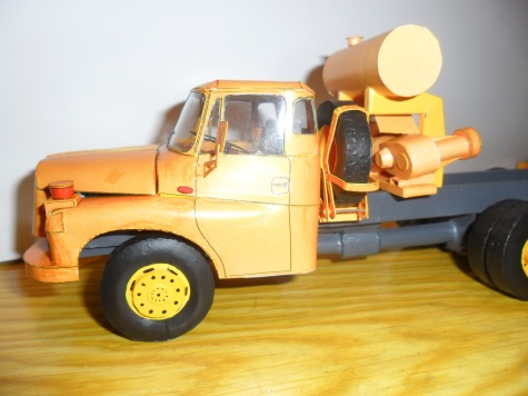 TATRA 148 AUTODOM�CH�VA�