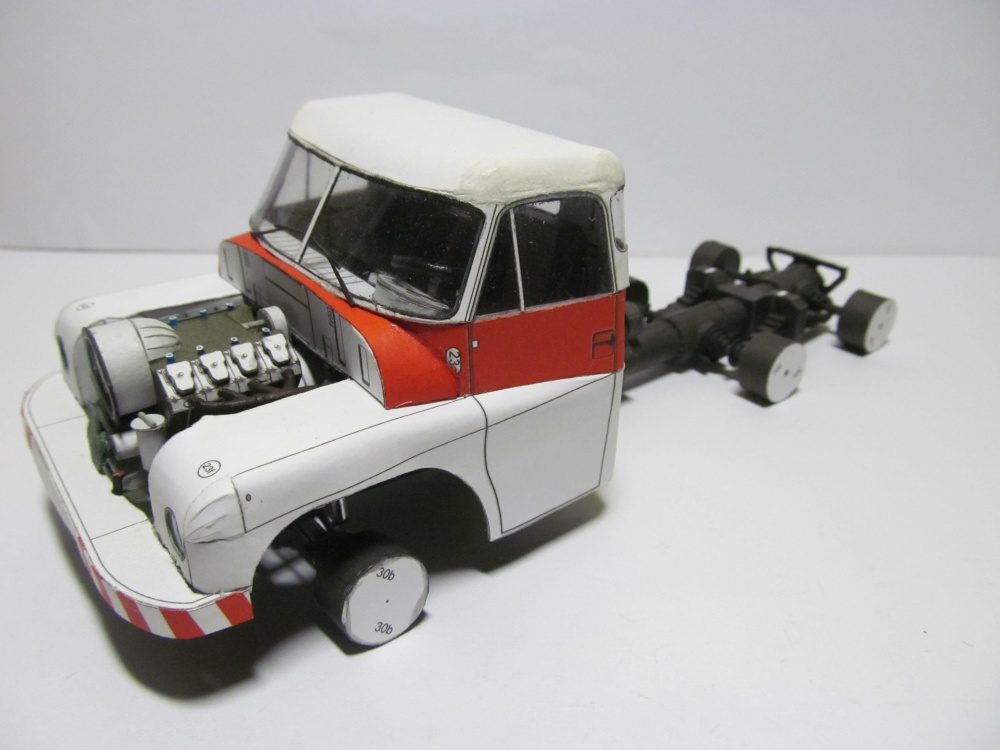Tatra 148 benzina (Plná velikost v novém okně) Tatra 148 benzina