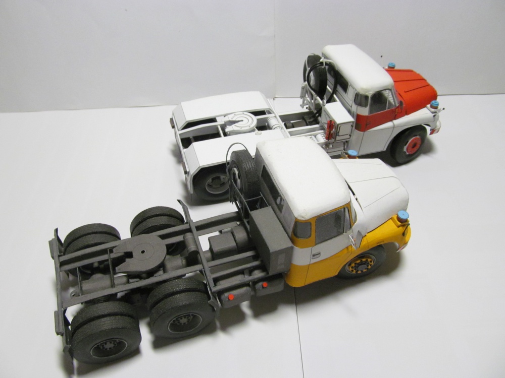 Tatra 148 benzina (Pln� velikost v nov�m okn�) Tatra 148 benzina
