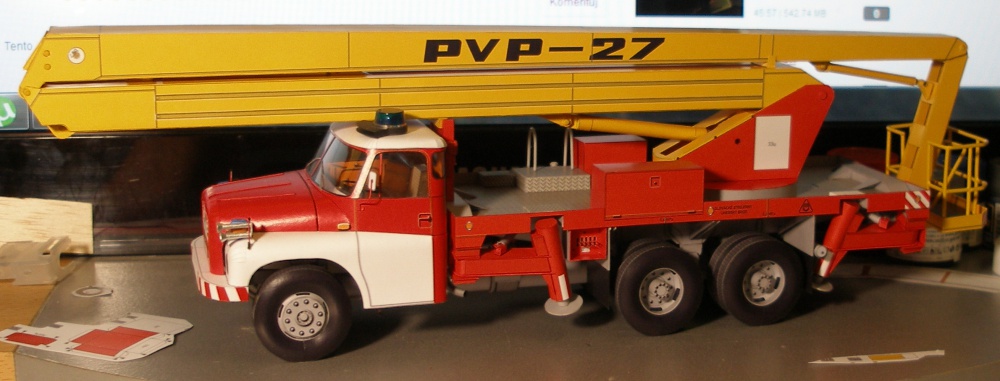 Tatra 148,Cas 32,PVP 27 (Plná velikost v novém okně) Tatra 148,Cas 32,PVP 27