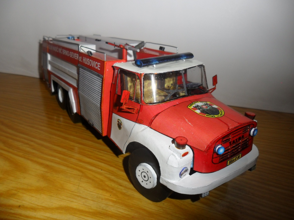 TATRA 148 CAS 32