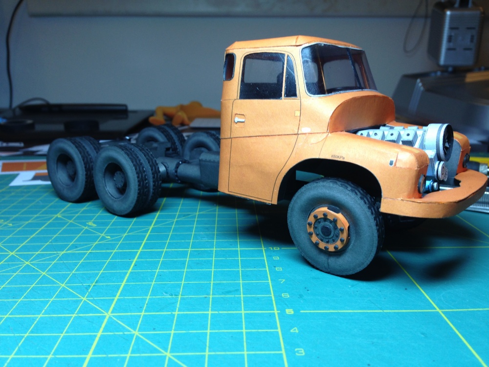Tatra 148 S1 (Plná velikost v novém okně) Tatra 148 S1