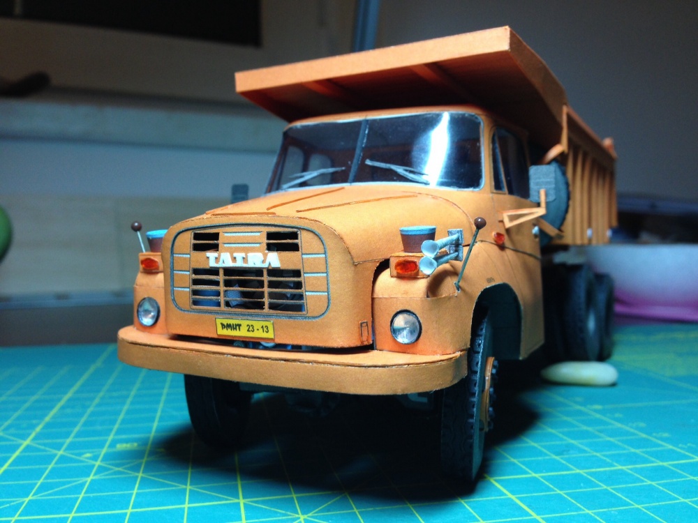 Tatra 148 S1 (Plná velikost v novém okně) Tatra 148 S1