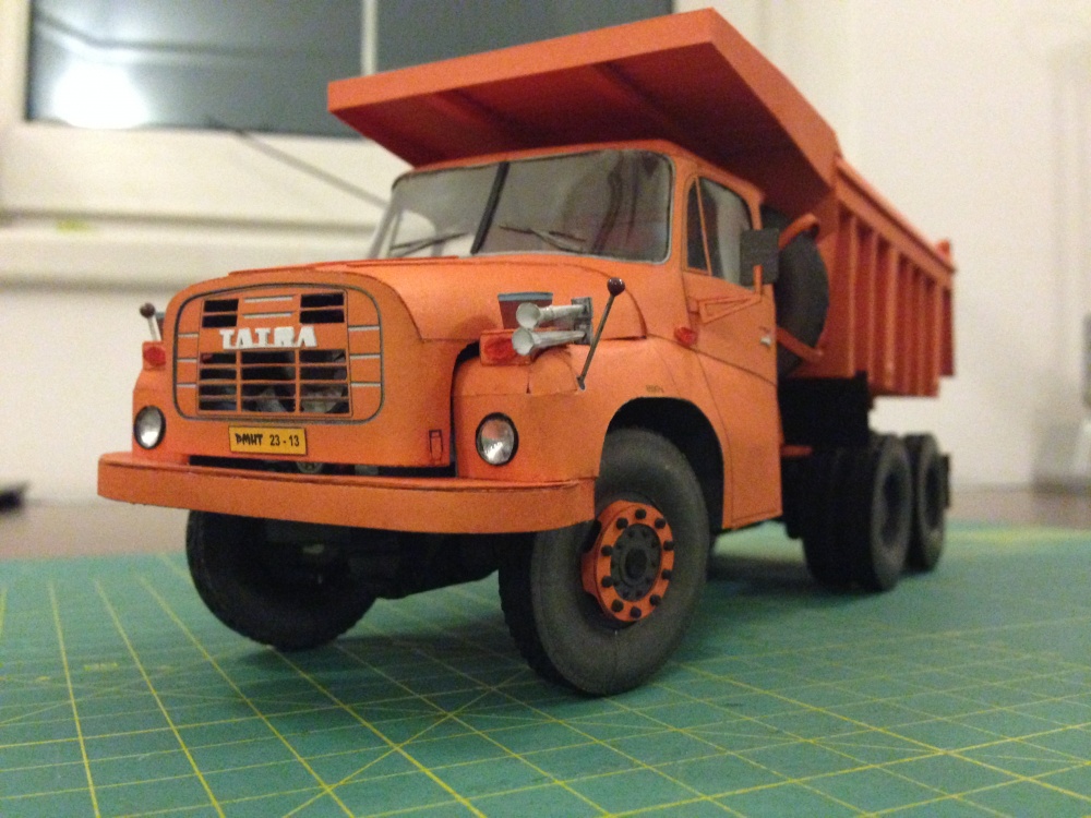 Tatra 148 S1 (Plná velikost v novém okně) Tatra 148 S1