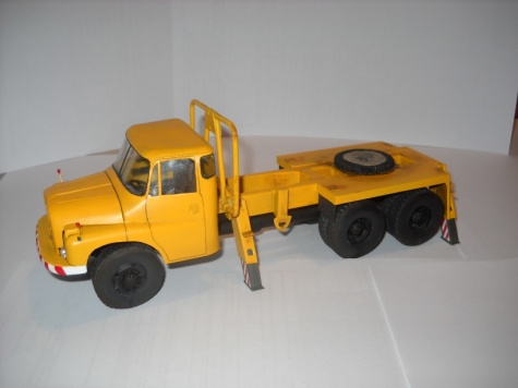 Tatra 148 UDS 110 Tatra 148 UDS 110