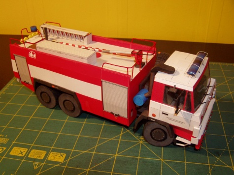 Tatra 6x6 CAS 32