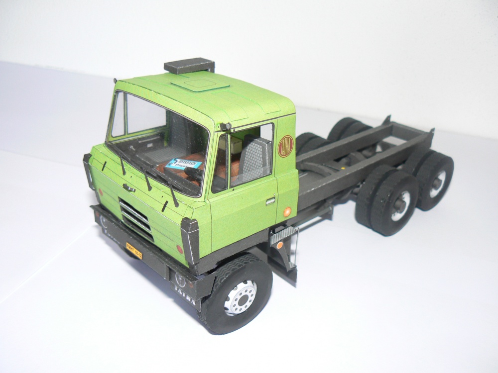 Tatra 6x6 S1 (Plná velikost v novém okně) Tatra 6x6 S1