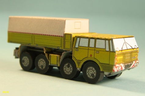 Tatra 813 - Kolos Tatra 813 - Kolos