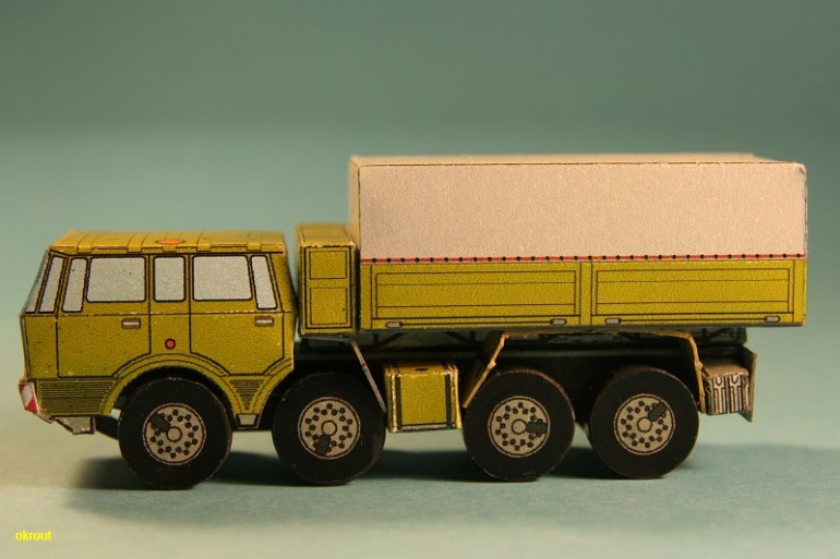 Tatra 813 - Kolos (Plná velikost v novém okně) Tatra 813 - Kolos