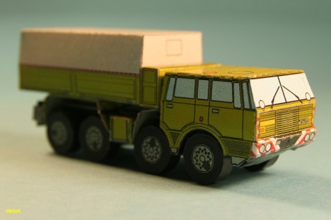 Tatra 813 - Kolos