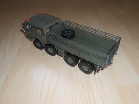 TATRA 813 6x6 + P32 + BVP 2 / TATRA 8X8 + P50 + T34 TATRA 813 6x6 + P32 + BVP 2 / TATRA 8X8 + P50 + T34