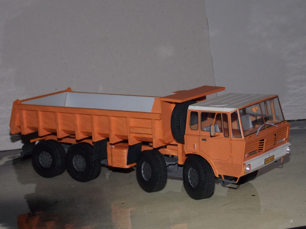 Tatra 813 8x8 S1 (Plná velikost v novém okně) Tatra 813 8x8 S1