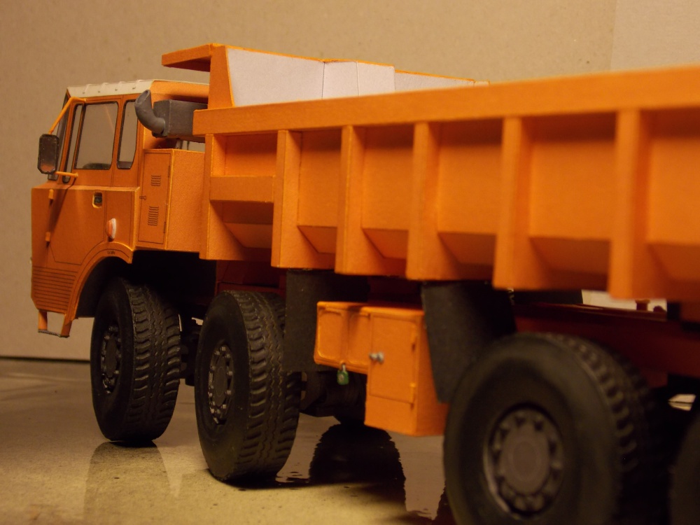 Tatra 813 8x8 S1 (Plná velikost v novém okně) Tatra 813 8x8 S1