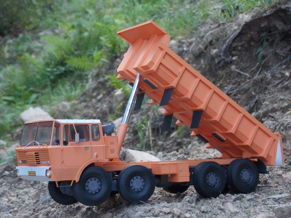 Tatra 813 8x8 S1 (Plná velikost v novém okně) Tatra 813 8x8 S1