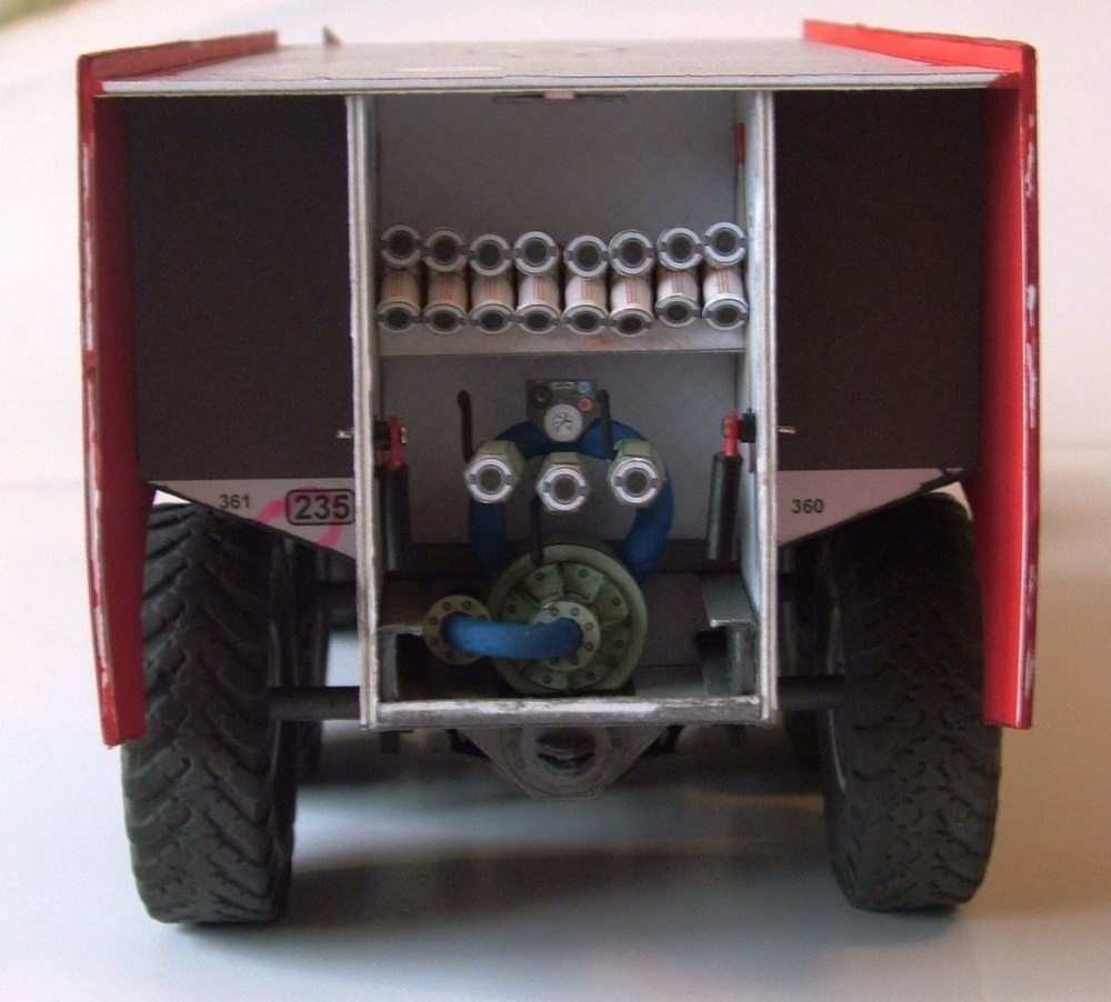 138084