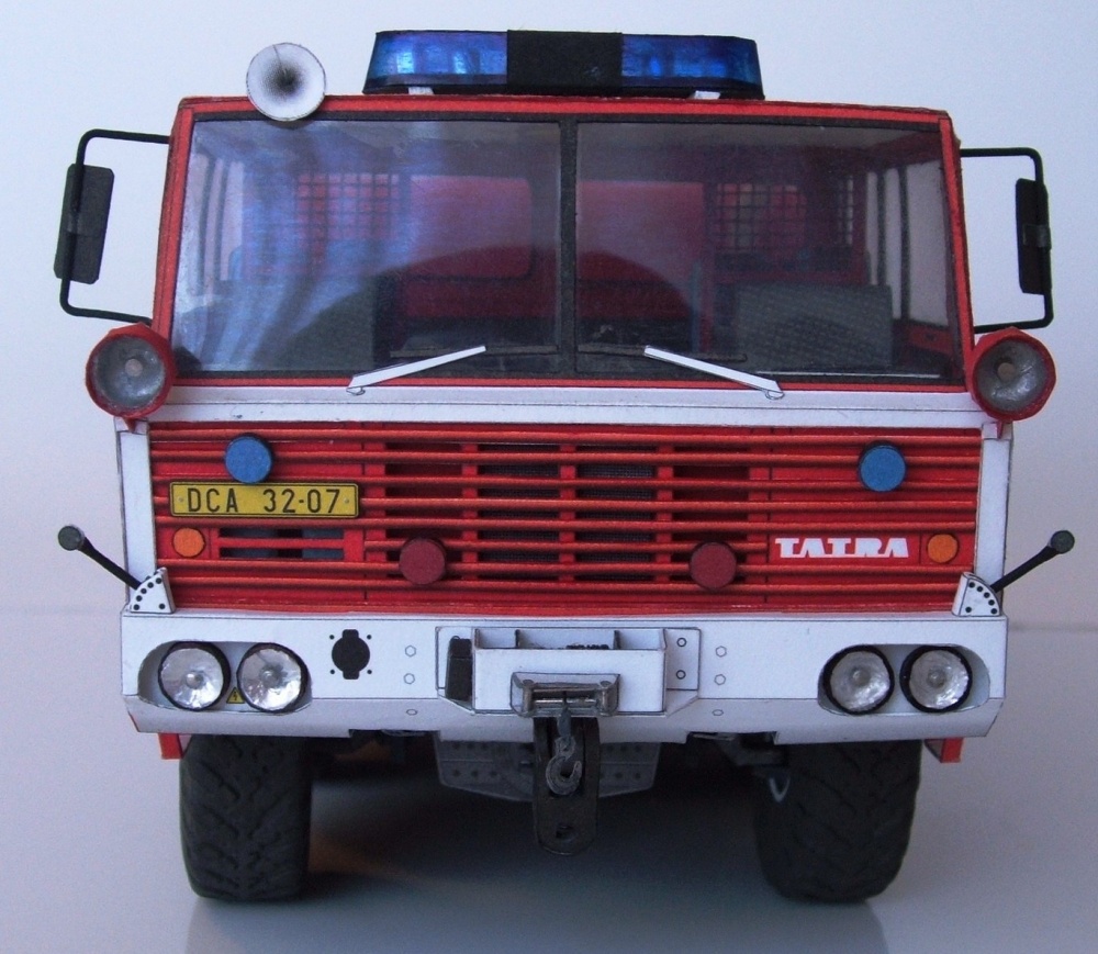 Tatra 813 8x8 CAS 32 (Plná velikost v novém okně) Tatra 813 8x8 CAS 32