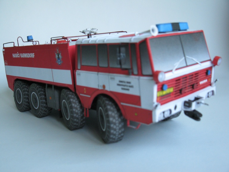 TATRA 813 8X8 CAS 32/LUCAS (Plná velikost v novém okně) TATRA 813 8X8 CAS 32/LUCAS