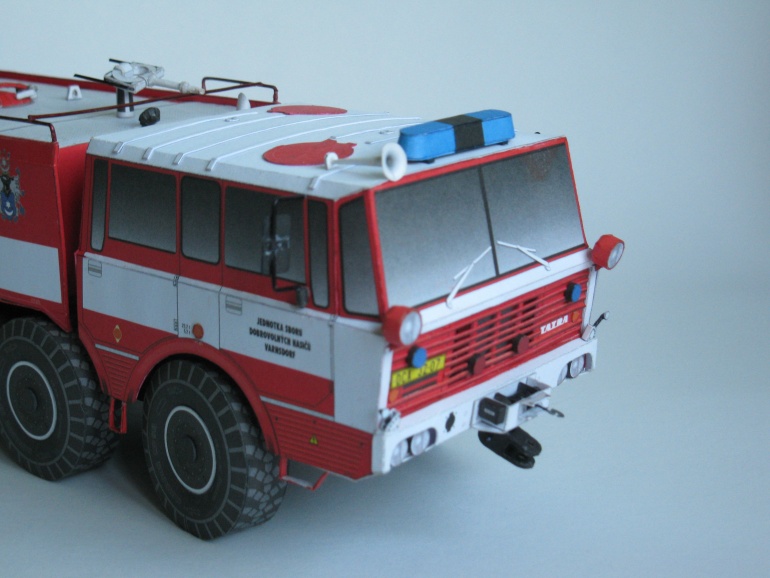 TATRA 813 8X8 CAS 32/LUCAS (Plná velikost v novém okně) TATRA 813 8X8 CAS 32/LUCAS