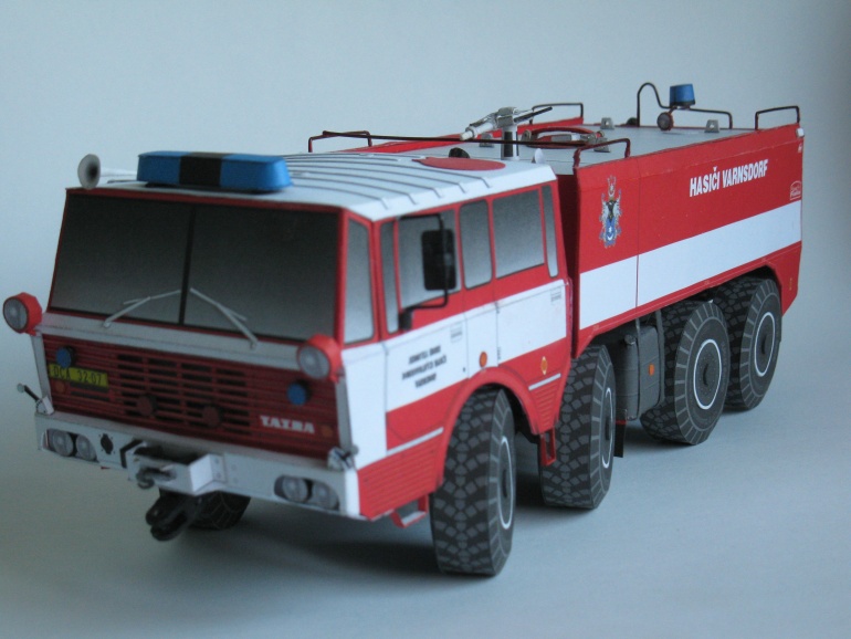 TATRA 813 8X8 CAS 32/LUCAS (Plná velikost v novém okně) TATRA 813 8X8 CAS 32/LUCAS