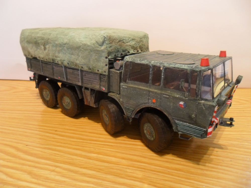 TATRA 813 8X8 KOLOS