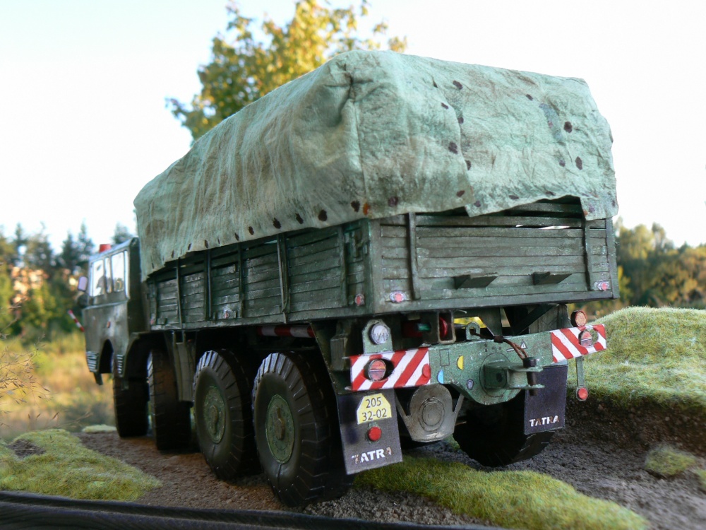 TATRA 813 8X8 KOLOS