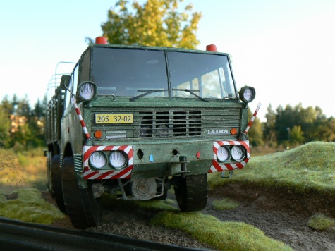 TATRA 813 8X8 KOLOS