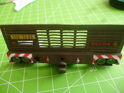 Tatra 813 8x8 kolos