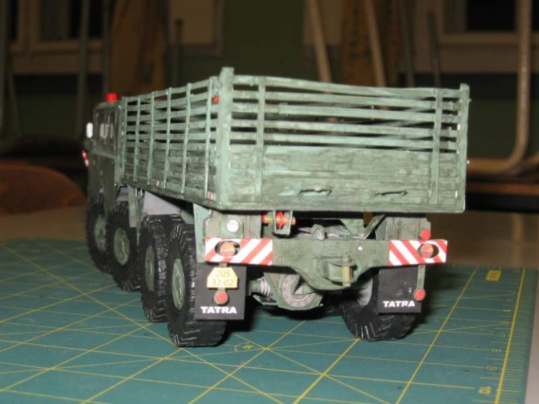 Tatra 813 8x8 Kolos (Plná velikost v novém okně) Tatra 813 8x8 Kolos