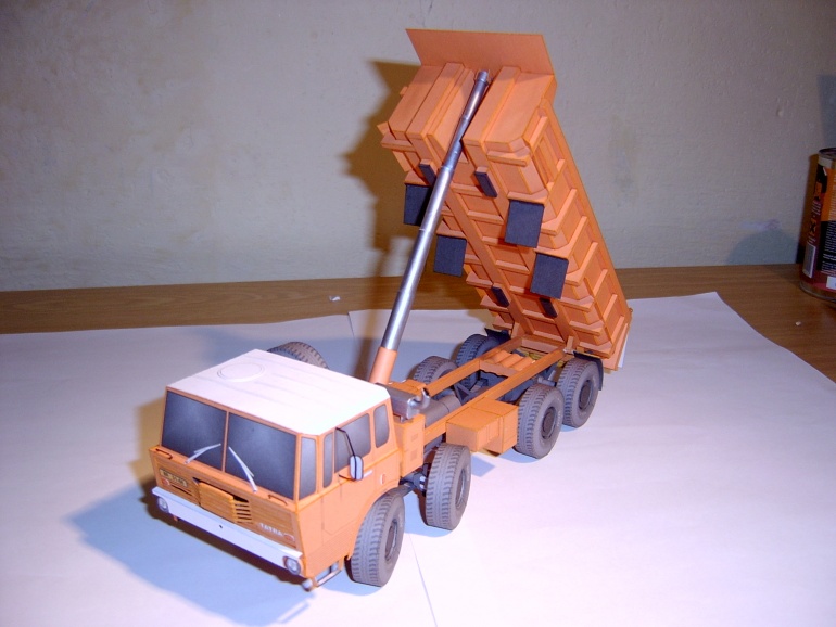Tatra 813 8x8 S1 (Plná velikost v novém okně) Tatra 813 8x8 S1