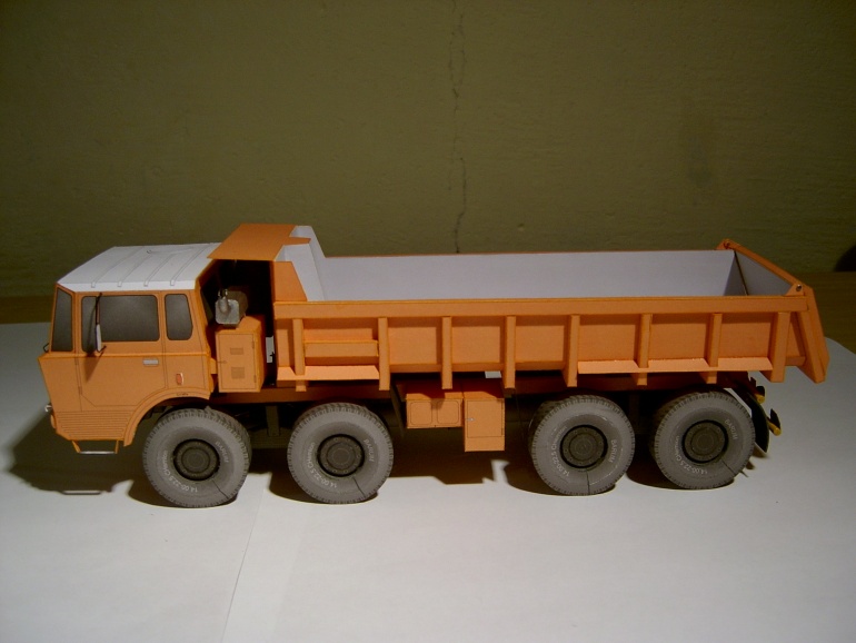 Tatra 813 8x8 S1 (Plná velikost v novém okně) Tatra 813 8x8 S1
